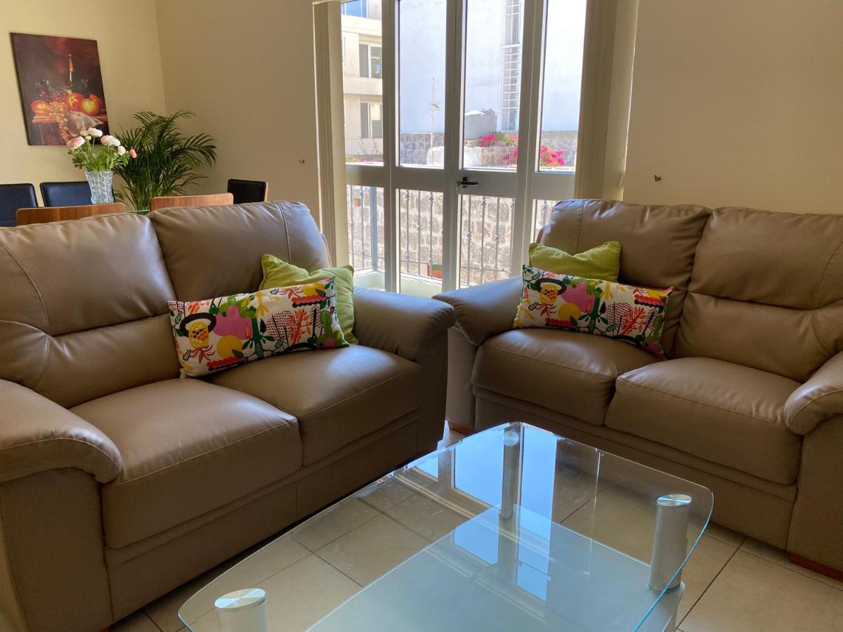 Newly Refurbished Mellieha Central Apartment Esterno foto